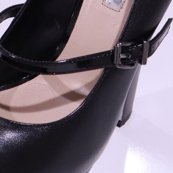 H by Halston Black Buckle Pumps - Size 7.5 - Picture 6 of 8